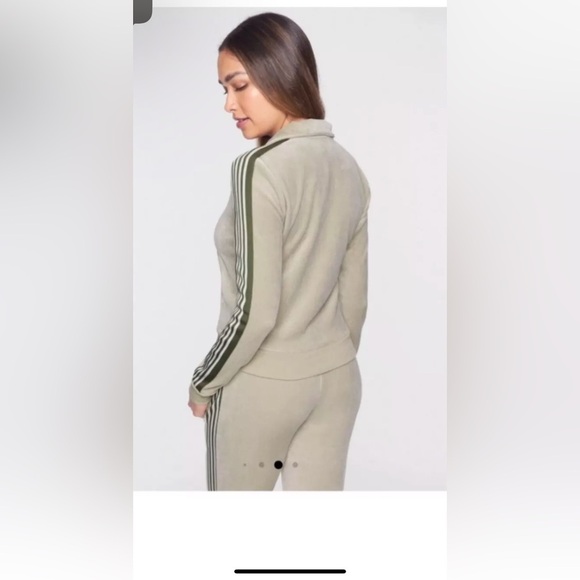 Pam & Gela Beige Velour Stripe Track Set Size P Fits Small - Picture 7 of 7